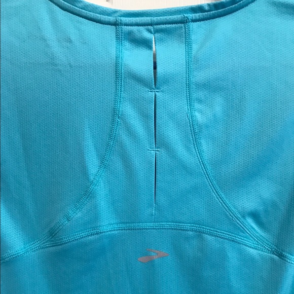 Brooks, Activewear Blue Equilibrium Tech M EUC - Picture 7 of 9